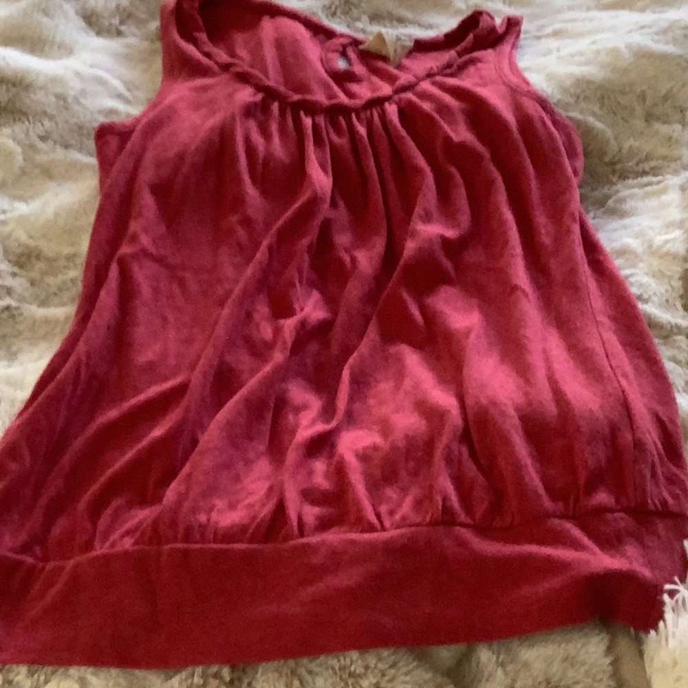 Aventura Women's Red Sleeveless Top made with Organic Cotton